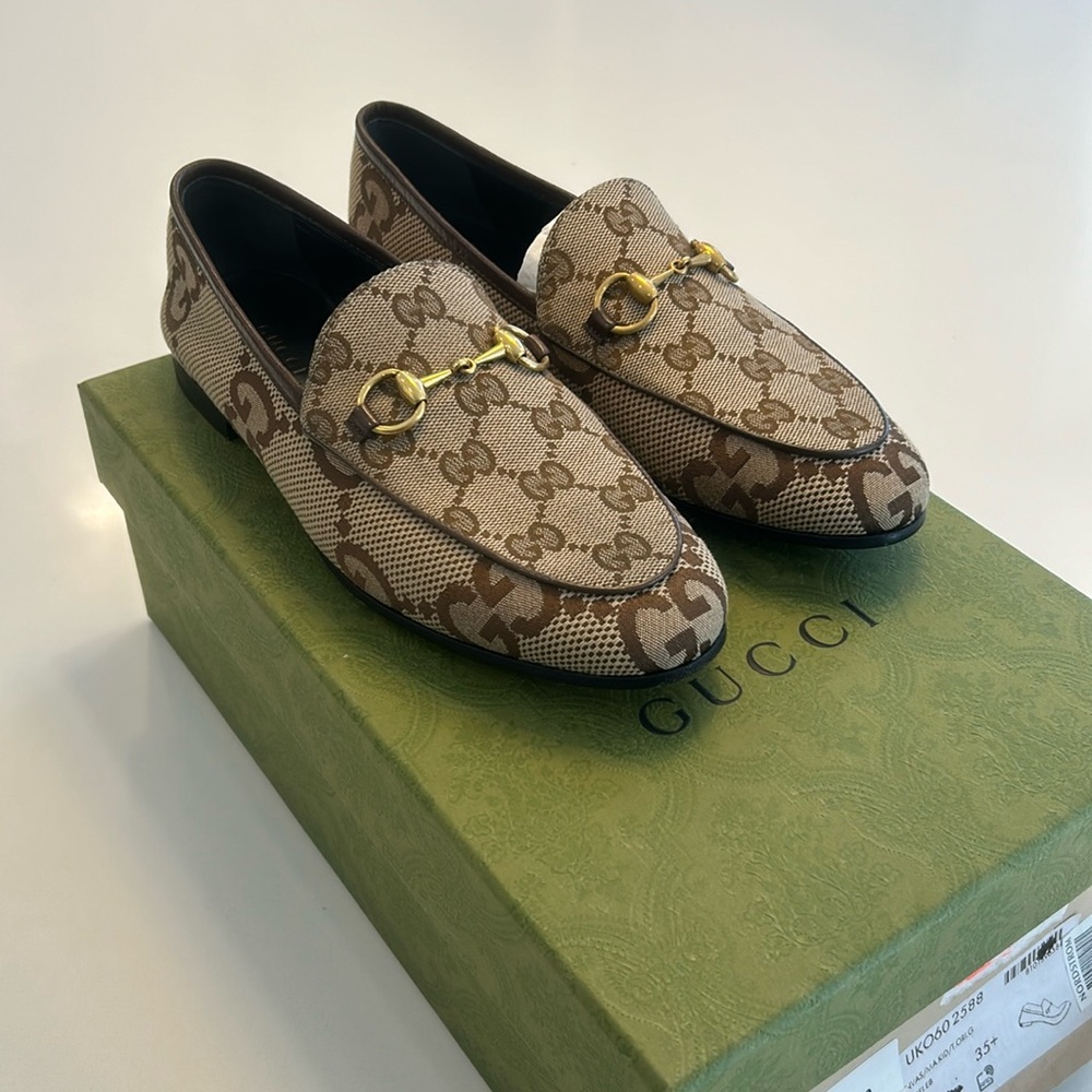 New in box gucci loafer - 35.5